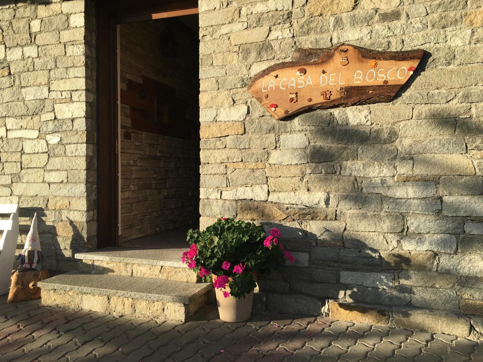 Apartment La Casa Del Bosco Aosta